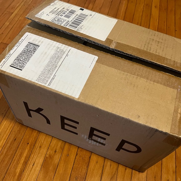 KEEP Intelligent Storage - Smart Biometric Lockbox Ai Technology - Retail $499 - Picture 3 of 6